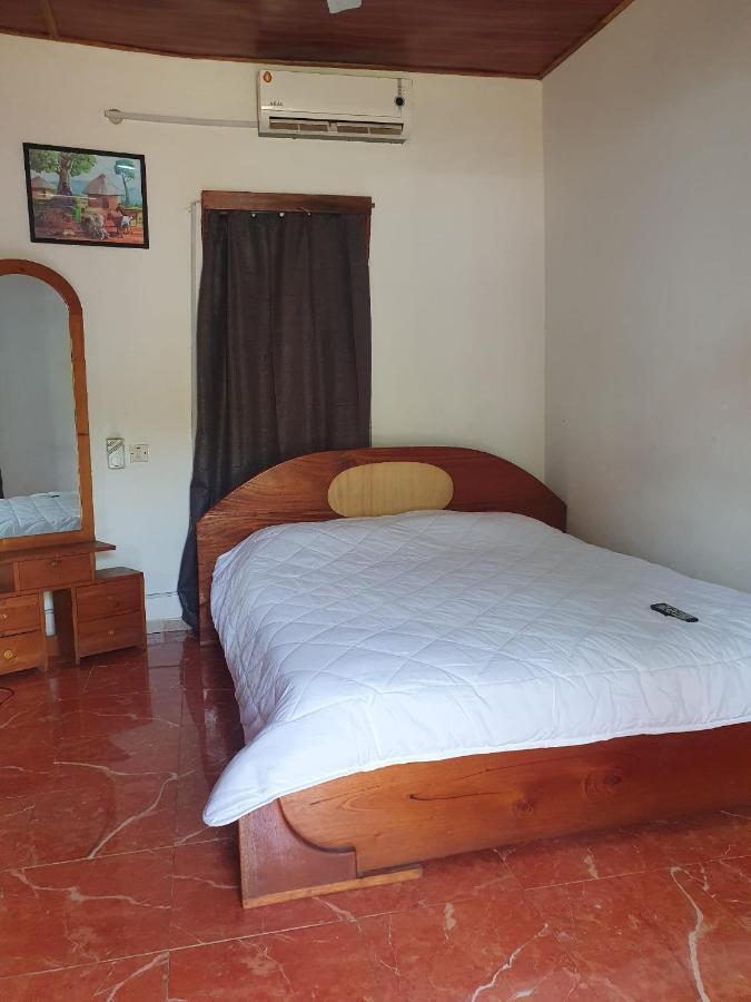 Comfort Beach Resort Biriwa Exterior photo